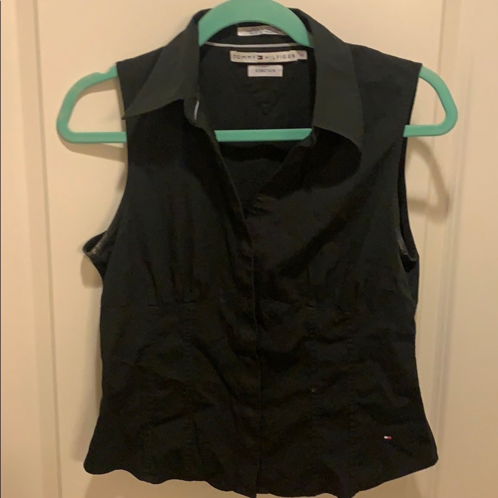 Sleeevless collar button shirt